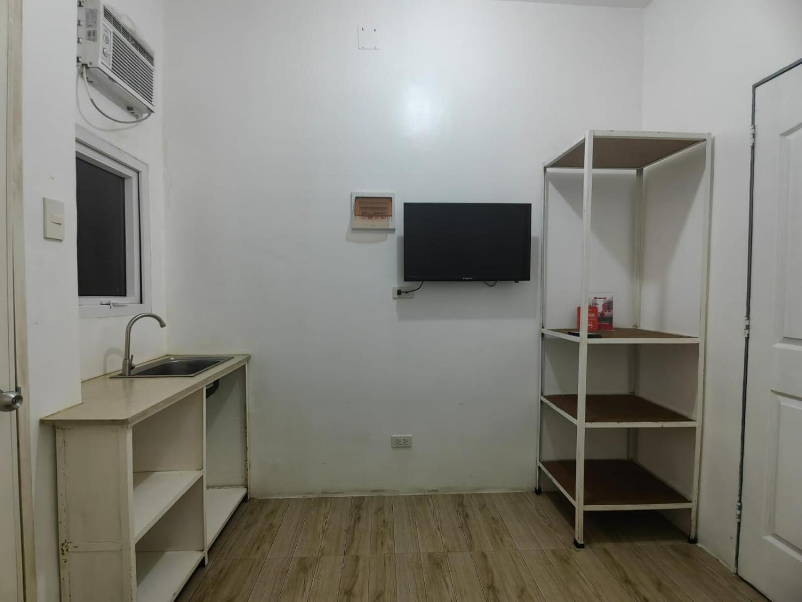 Pasay Centrale Hotel Bagian luar foto