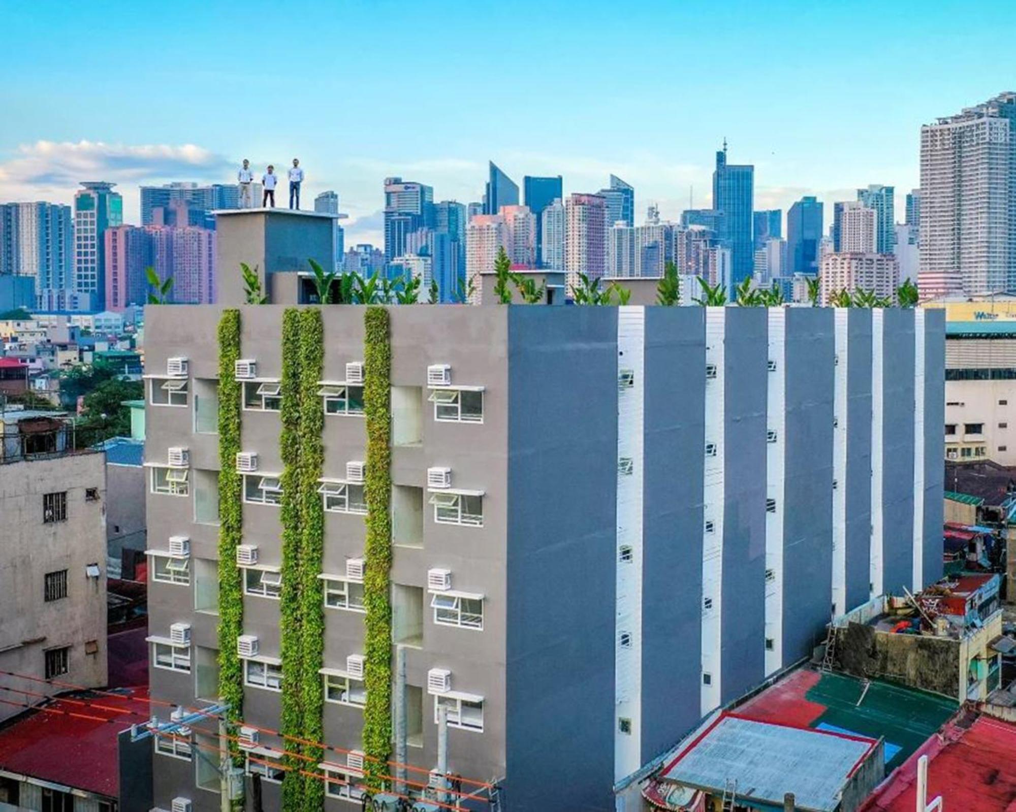 Pasay Centrale Hotel Bagian luar foto