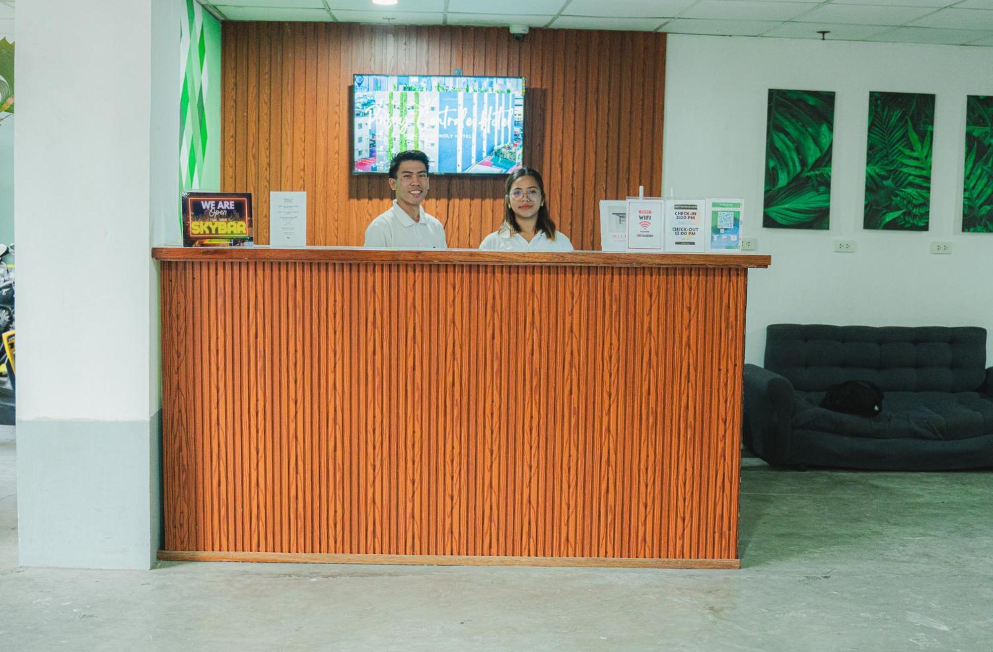 Pasay Centrale Hotel Bagian luar foto