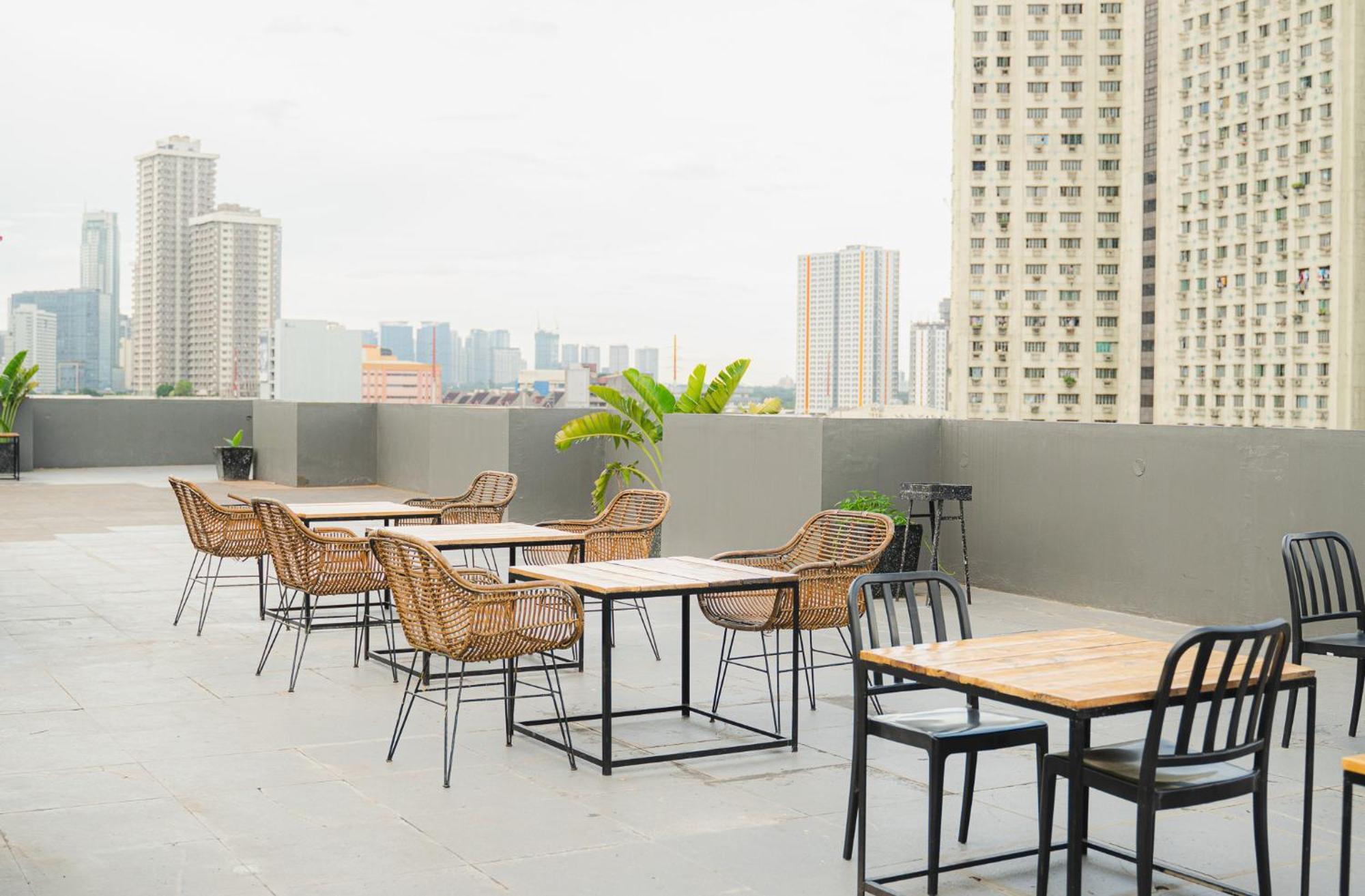 Pasay Centrale Hotel Bagian luar foto